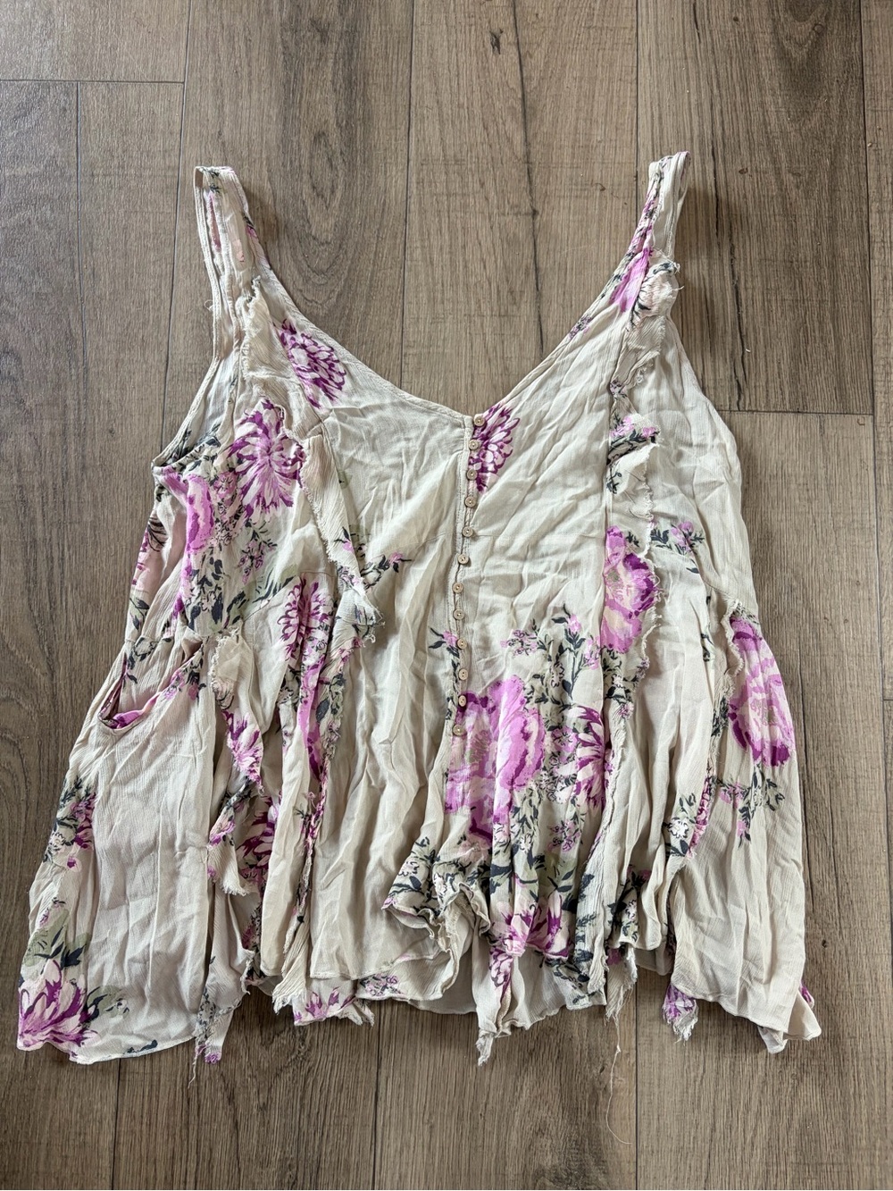 Floral V-Neck Tank Top : free people size XS ( oversized fit)